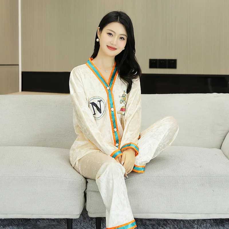 Women's Velvet Pajama Set - Artistic Embroidery, Contrast Trim, Soft Loungewear for Cozy NightsT260212