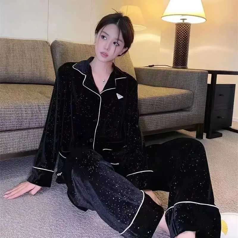 Women's Velvet Pajama Set - Sparkling Glitter, Contrast Piping, Comfortable Loungewear for All SeasonsT260212