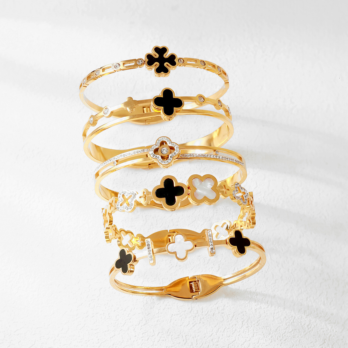 Ladies' Electroplated Non Fading Four Leaf Outdoor Fashion Bracelet Clover Shell Bracelet Designer Jewelry Four Leaf Clover Bracelet