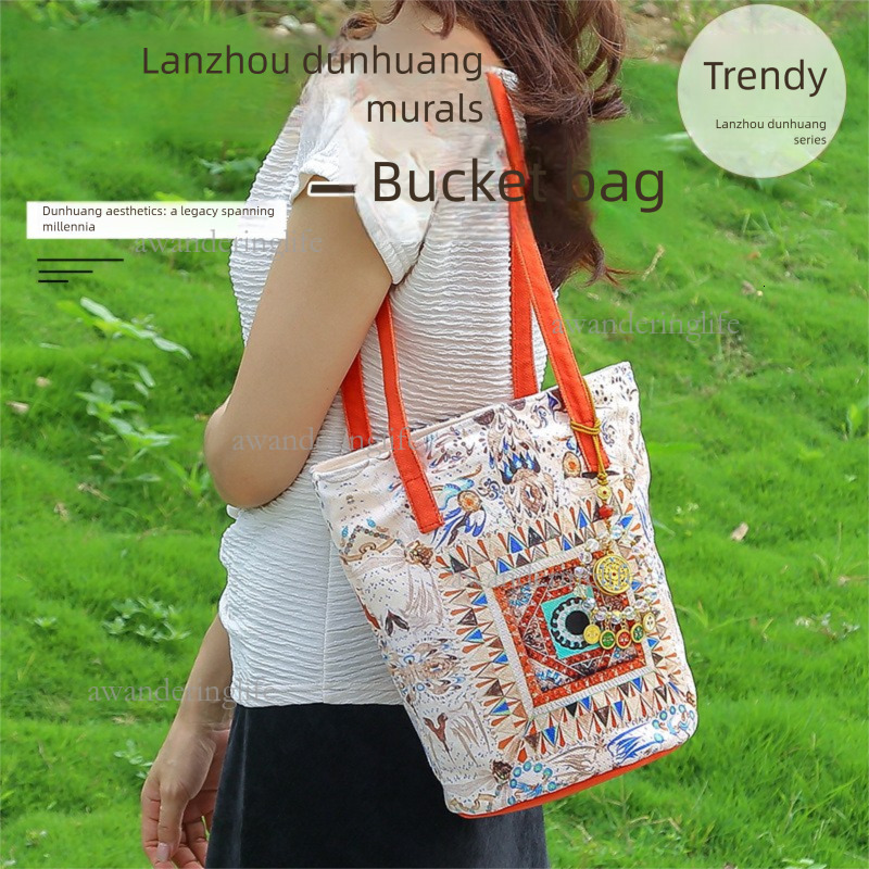 2026 Dunhuang Element Cultural And Creative Bucket Handbag Luxury Fashion Thick Particle Velvet Printed Women's Canvas Bag Trendy Leisure Mom Sho