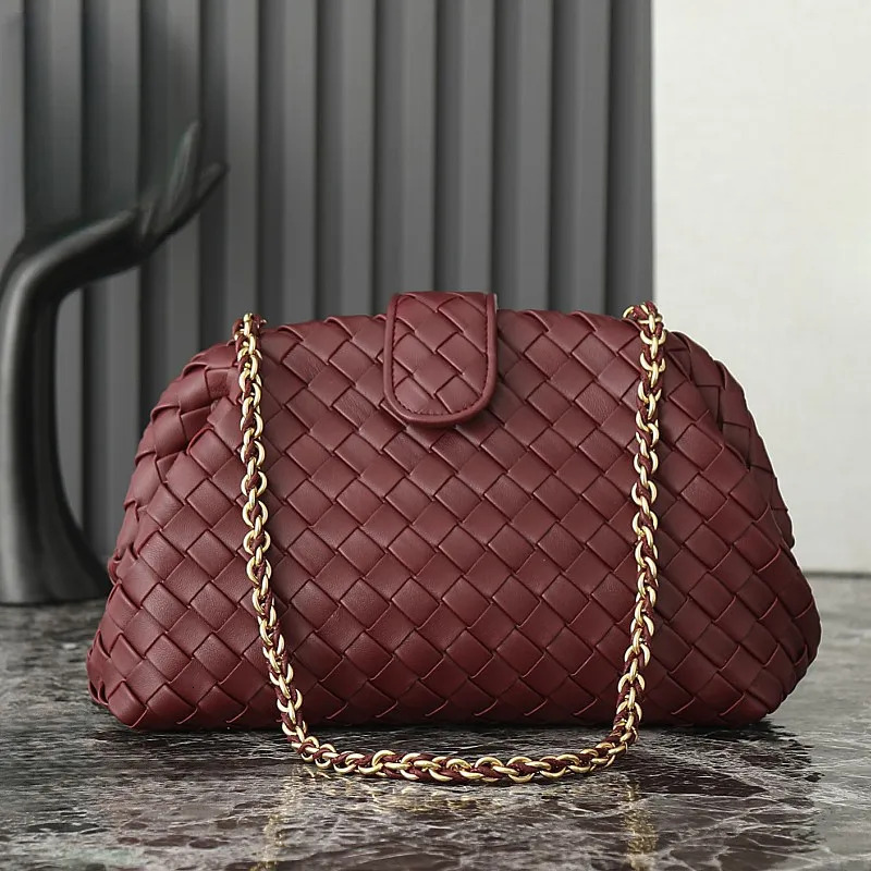 10A Retro Mirror Quality Designers black women's and men's shoulder women cloud connected sheepskin quality handbag crossbody bag d