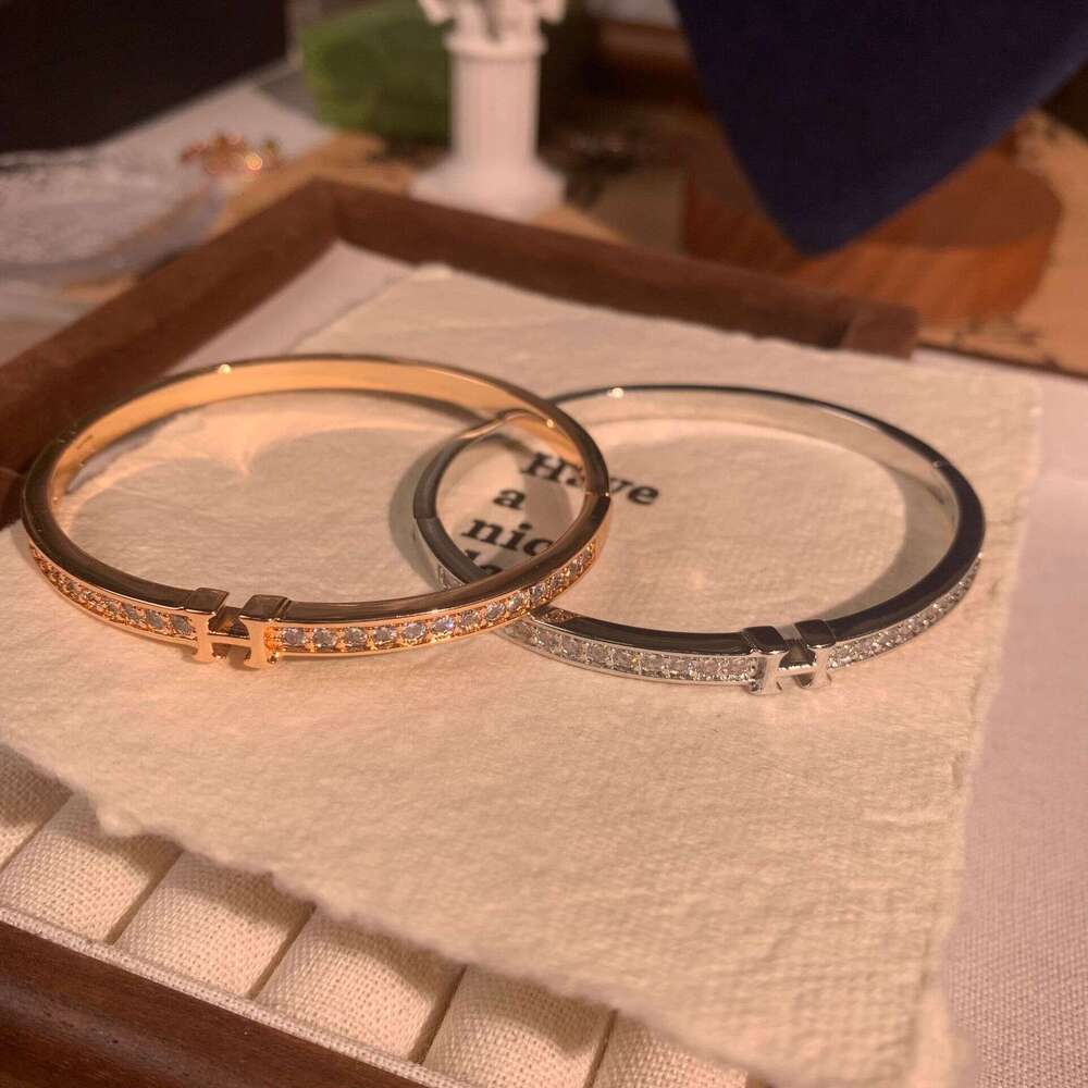 Zircon Letter H Clasp Bracelet Elegant Wristband: Luxe Minimalist Jewelry Multifunctional Jewelry: Women's Holiday Gift