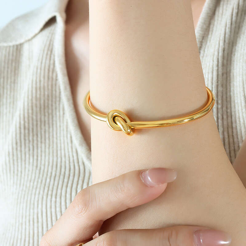 Bracelet Jewelry European American INS Style Personality Fashion Thick and Thin Open Knot Titanium Steel 18K Gold Plated Non-Fading Bangle