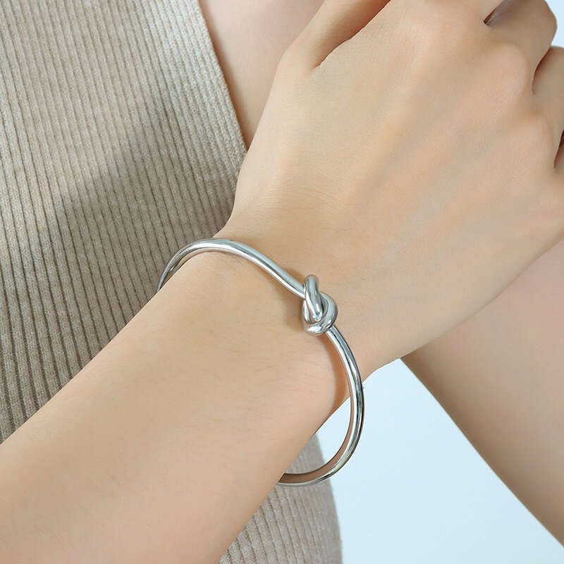 Bracelet Jewelry European American INS Style Personality Fashion Thick and Thin Open Knot Titanium Steel 18K Gold Plated Non-Fading Bangle