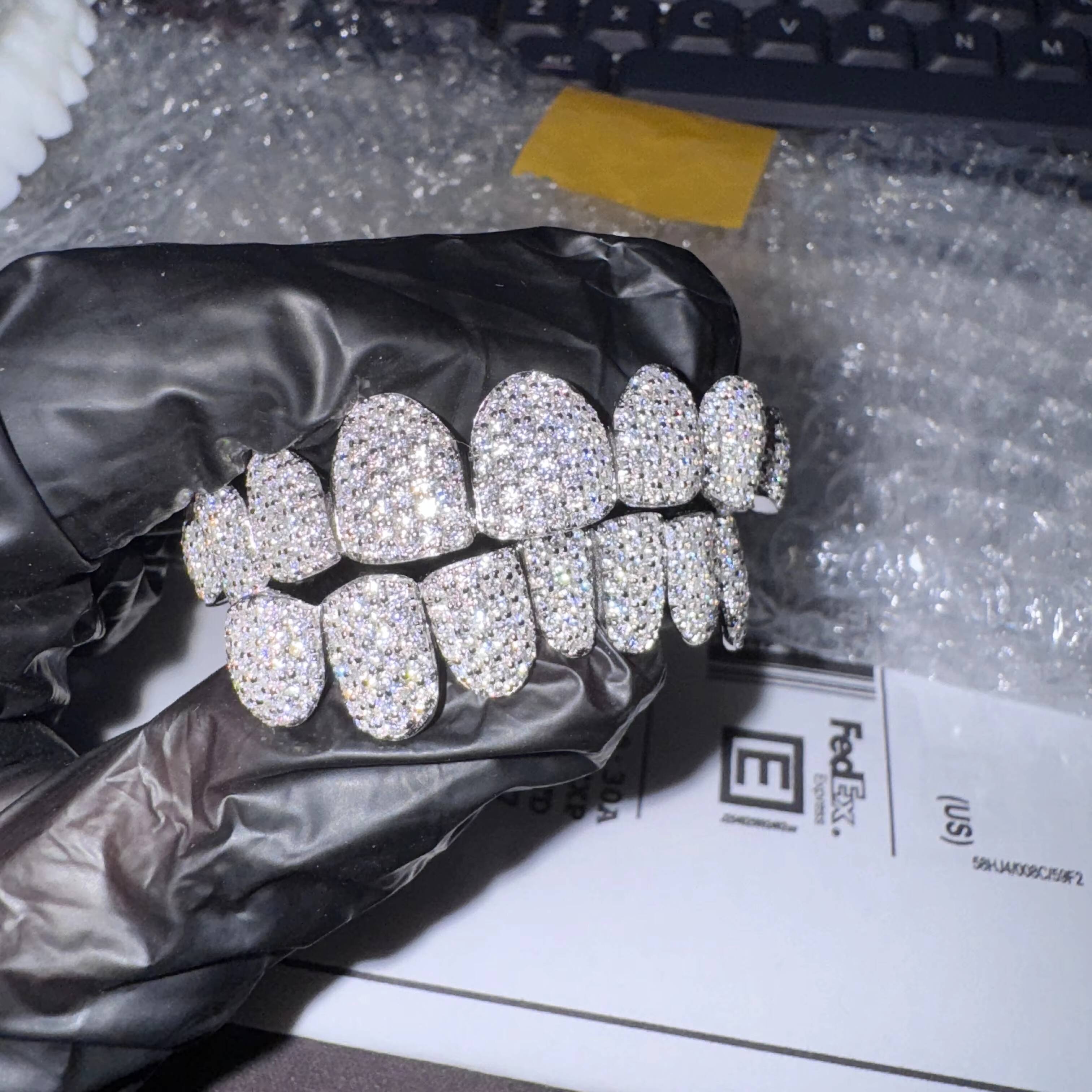 8 on 8 Custom Made Fitted Grills Teeth Perm Cut Grillz 18K Gold Plated Solid 925 Silver VVS Moissanite Diamond Teeth Grillz - view 3