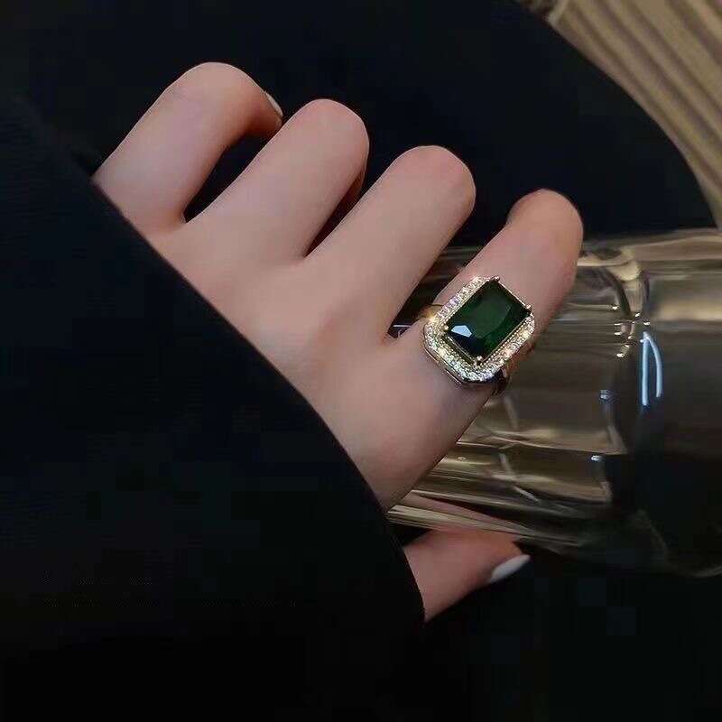 Women Jewelry Women's Necklace Earrings Ring Set Elegant Emerald Green Pendant Titanium Steel Micro-inlaid Zirconia High-end Suitable For Daily W