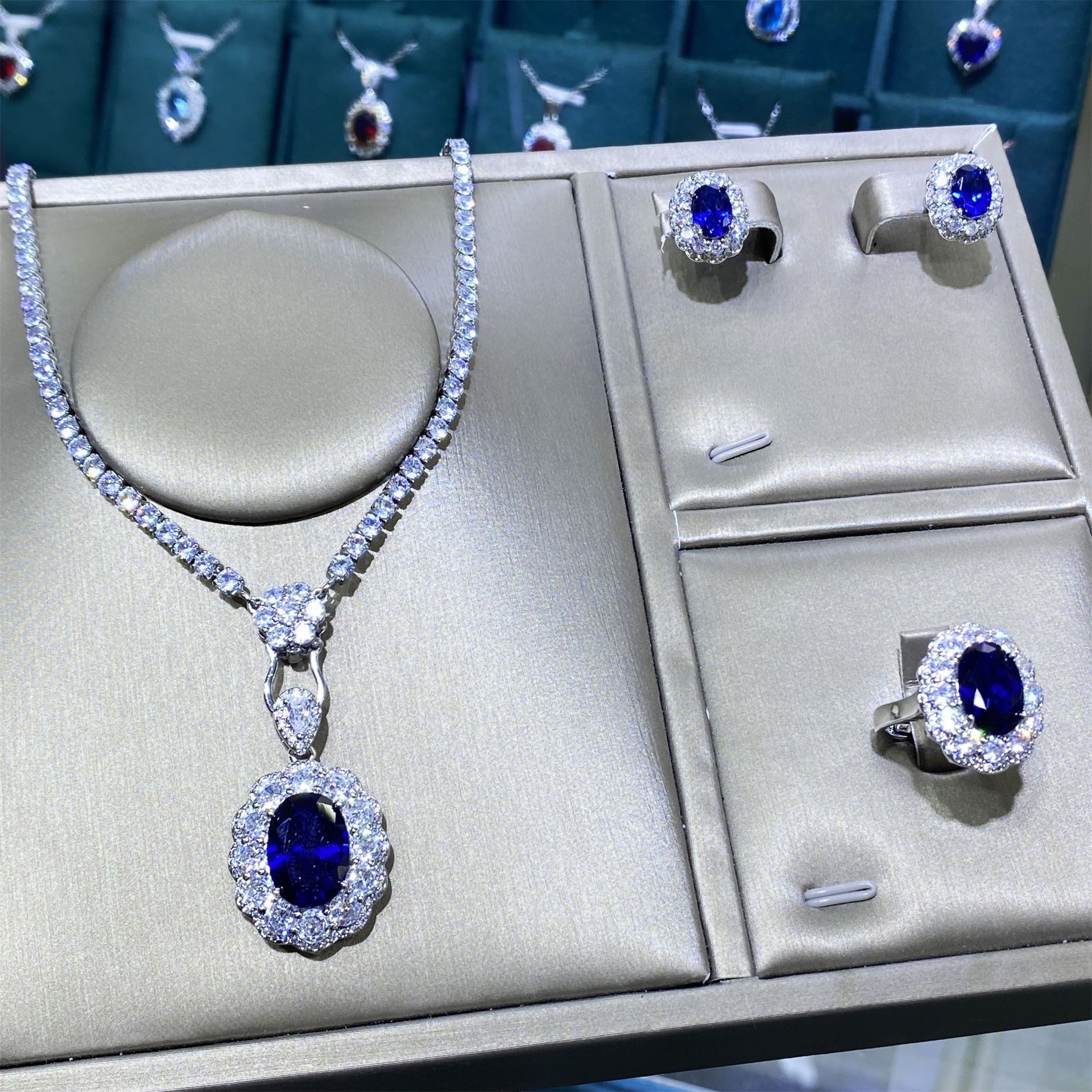 2026 Choucong Wedding Jewelry Sets Luxury Jewelry 18K White Gold Fill Oval Cut Blue Sapphire CZ Diamond Gemstones Elegant Open Ring Stud Earring Princ