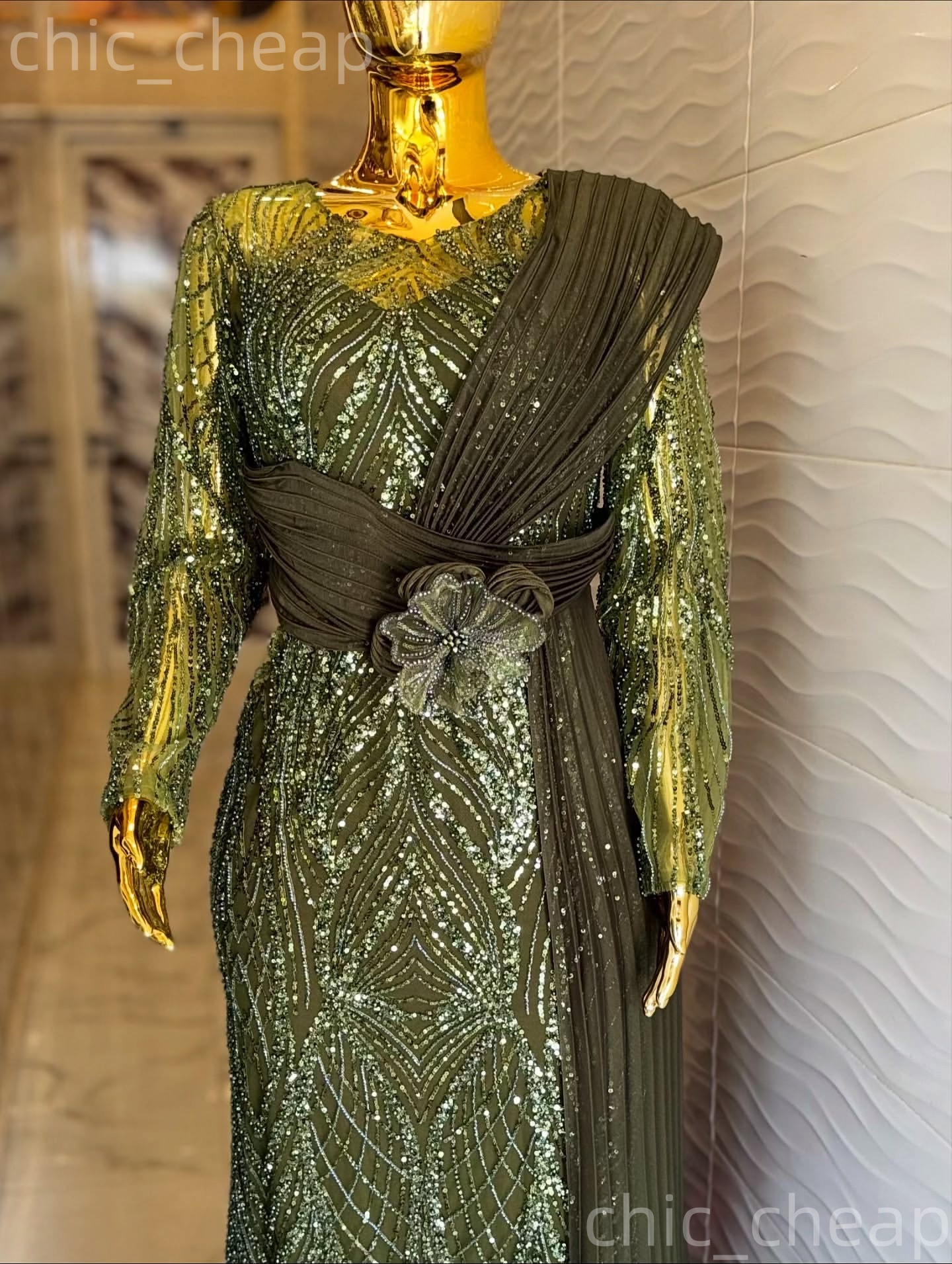 2026 Plus Size Olive Green Mermaid Mother Of Bride Dresses Flower Sequined Lace Evening Party Mama's Dress Vintage 50's Birthday Wedding Gue