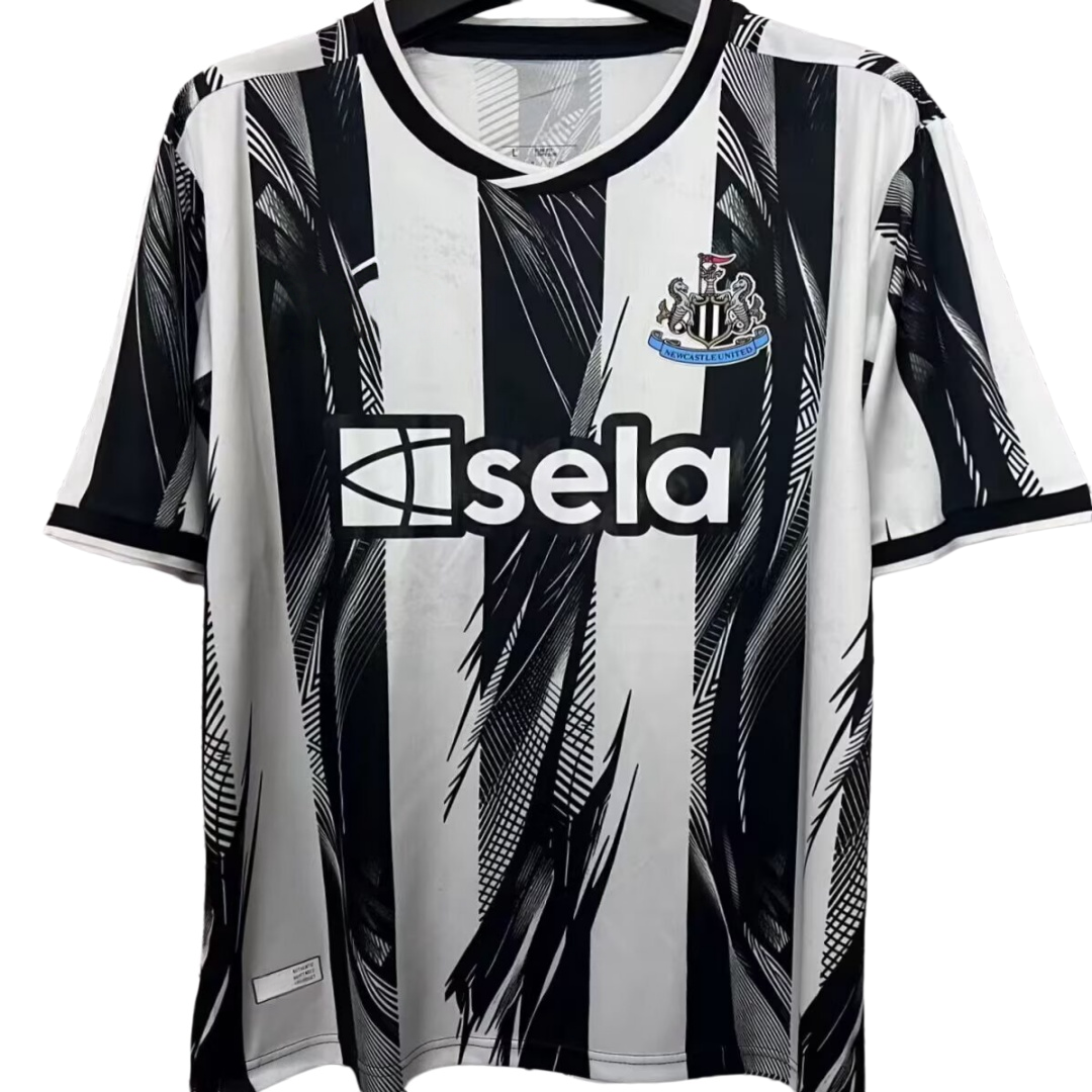 26/27 Newcastle Special Edition Short Sleeve T-Shirt Casual Sportswear Football Jersey with Customizable Number Printing