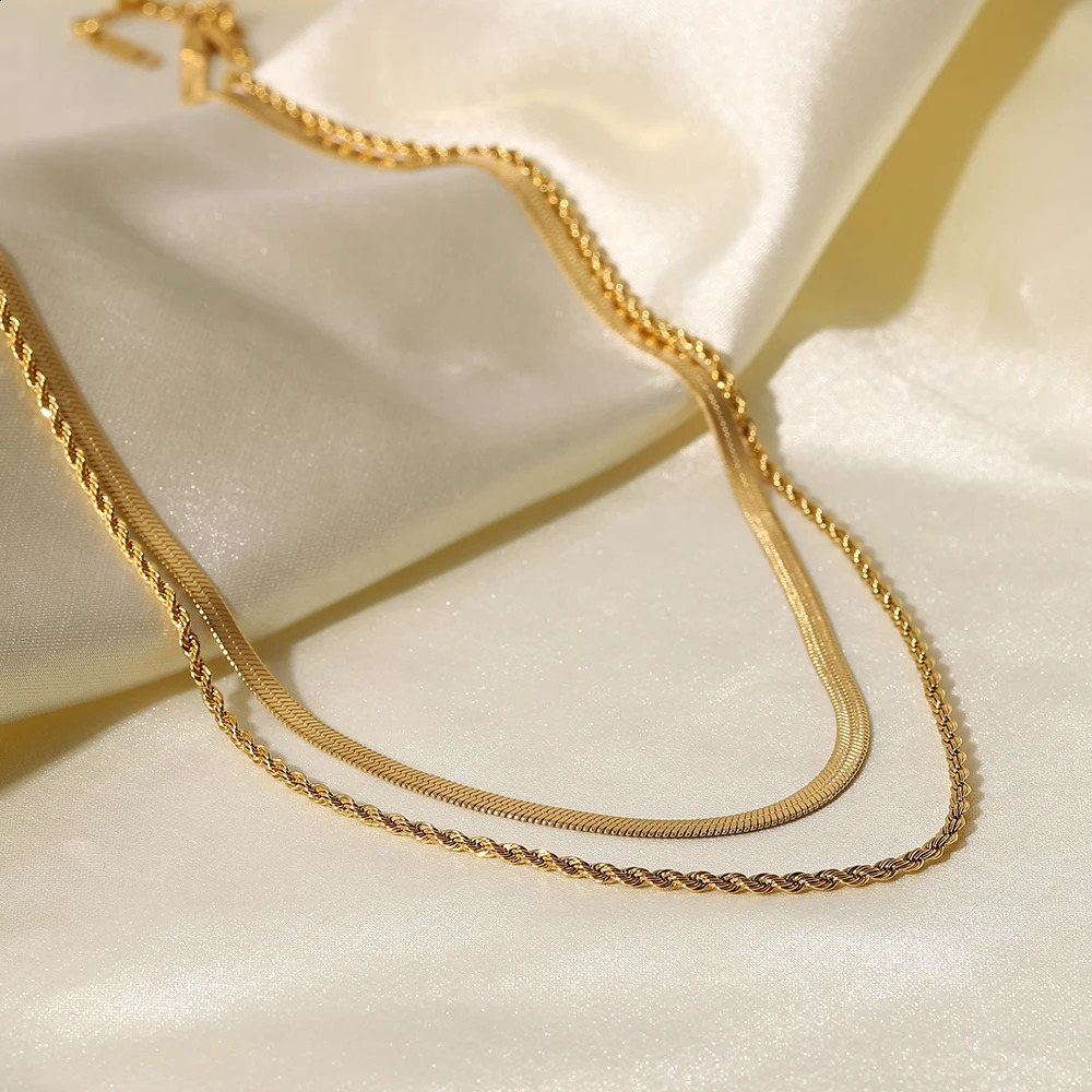 Uworld Simple Jewelry 18K Gold Plated Flat Snake Chain Layer Necklace Stainless Steel Snake Rope Chain Necklace Gift 260202
