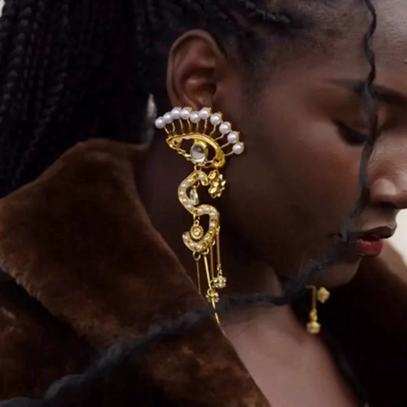 Exaggerated Vintage Ethnic Metal Eyes Dangle Earrings For Women Fashion Jewelry Baroque Style Ears Accessories Arrival 260120