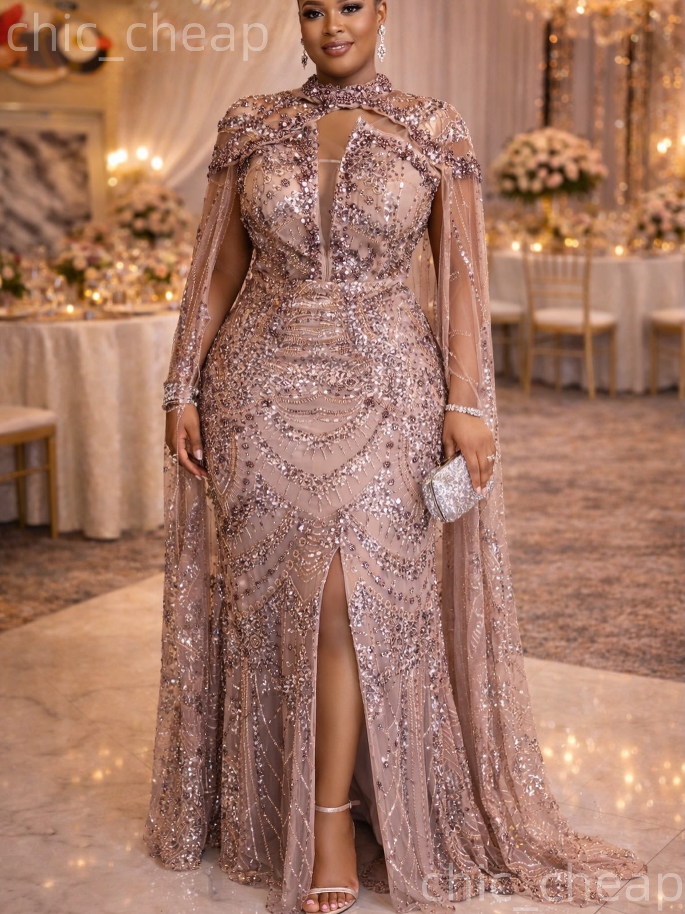 2026 Plus Size Champagne Mermaid Mother Of Bride Dresses Crystals Sequined Evening Party Mama's Dress Vintage 50's Birthday Wedding Guest Gr