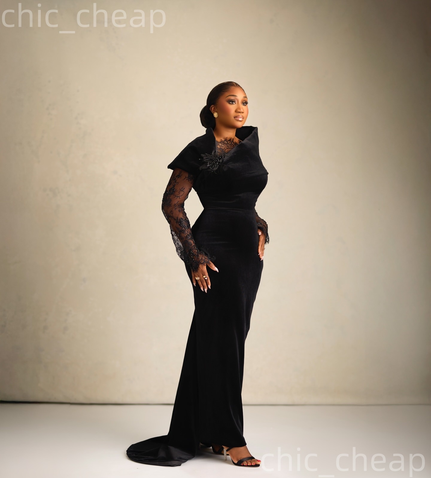 2026 Plus Size Black Mermaid Mother Of Bride Dresses Lace Velvet Full Sleeves Evening Party Mama's Dress Vintage 50's Birthday Wedding Guest