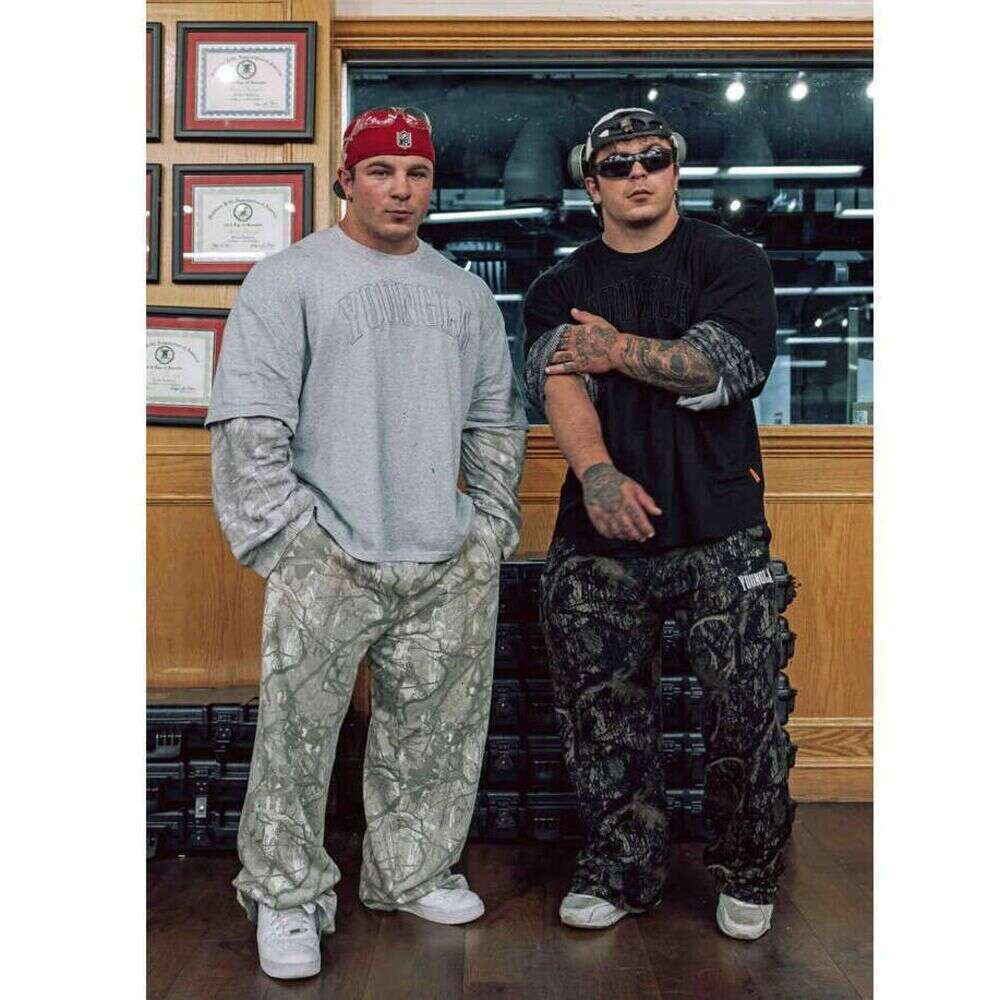 YOUNGLA men pants American Style Trendy Casual Digital Camouflage Print Straight Long Sports Fitness Loose Wide-Leg YOUNGLA Pants set men legging 215