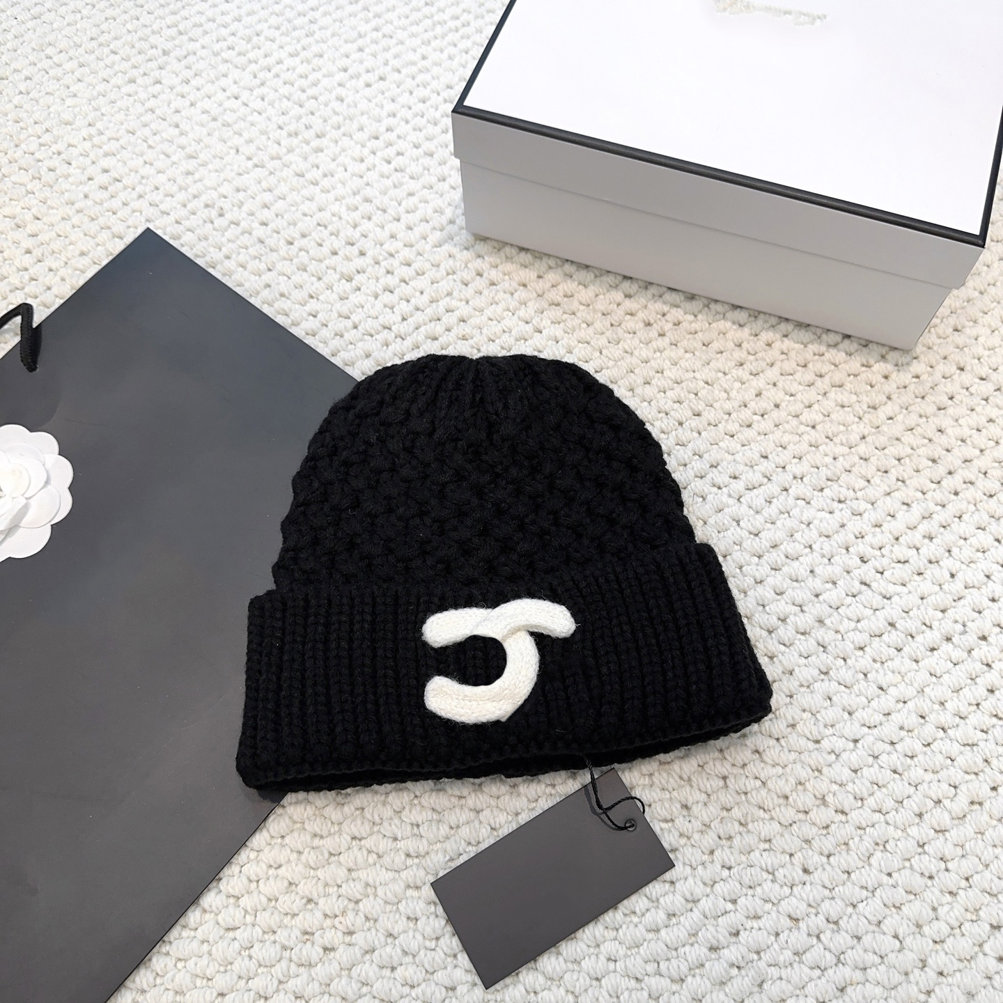 Designer Bean Hat Women Woolen Hat Fisherman Hat Luxury Classic Fashion Winter Wool Warm Belt Box Gift