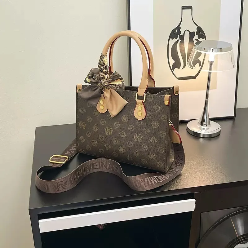 luyiweinasi Luxury Brandr Bag Fashion Women's Bag Fashionable Printed Handbag Versatile And Elegant Single-Shoulder Bag Crossbody Bag For Middle 