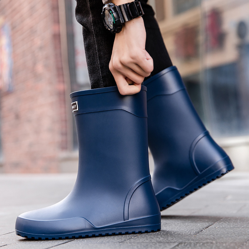 Rain Boots Mens Outdoor Boots Anti-Slip Overshoes Fashion Mens Tall Fishing Rain Boots Water Shoes Lightweight Planting Rubber 240607