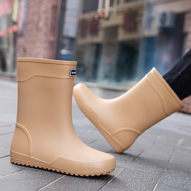 Rain Boots Mens Outdoor Boots Anti-Slip Overshoes Fashion Mens Tall Fishing Rain Boots Water Shoes Lightweight Planting Rubber 240607