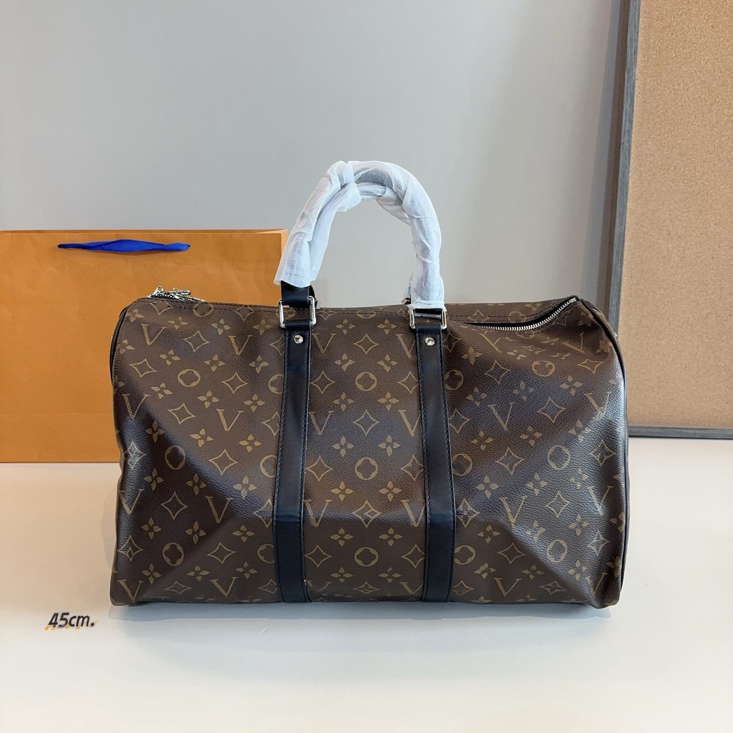 2026 Designer bag Unisex Designer Duffle Bag: High-Quality PU Leather & Adjustable Strap for Easy Carry Keepall