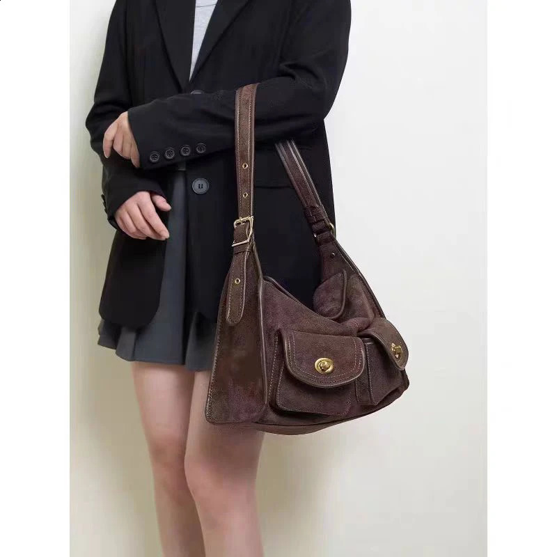 Suede Shoulder Bag Creative Double Pocket Underarm Bag Vintage Womens Bag Large Capacity Commuter Bag Retro Adjustable Handbags 260207