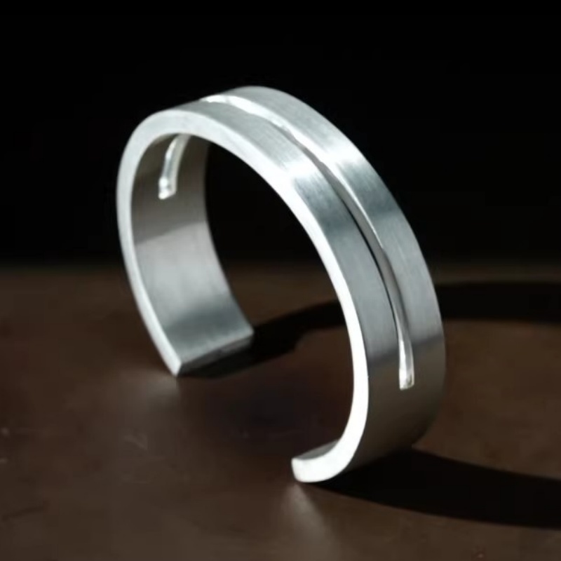 Hip Hop Fashion Street Patrs4 style Simple Titanium Steel Bracelet Adjustable Opening Trendy Geometric Cutting Matte Bracelet Light Luxury high-quality