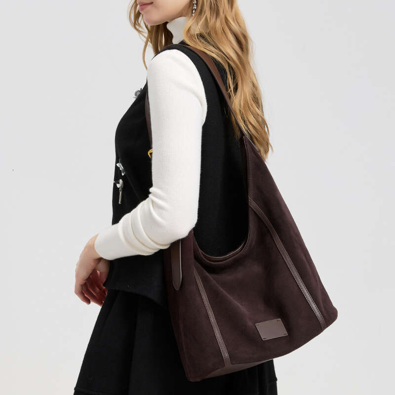 Luxury Shoulder Bags Totes Hobo Cross Border New Large Capacity Single Women S Genuine Leather Vintage Fashion Matte Cowhide Casual Commuter Tote Bag 
