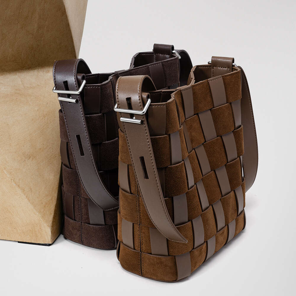 Luxury Shoulder Bags Totes Hobo Cross Border Best Selling Popular Basket Woven Vintage Genuine Leather Women S Large Capacity Bucket Bag Custom Crossb