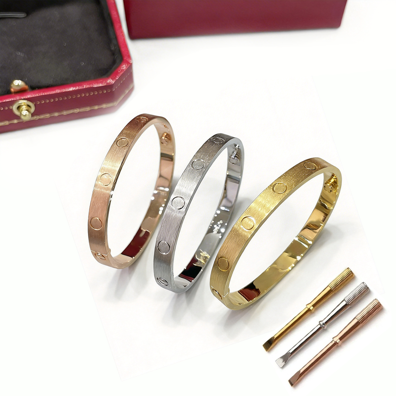 Screw Bracelet Bangle Designer For Women Men With Screwdriver Plated V-Gold Brushed Finish Plane Cuff Bracelet 6MM W Jewelry Woman Christmas Gift With Box Size 16-19