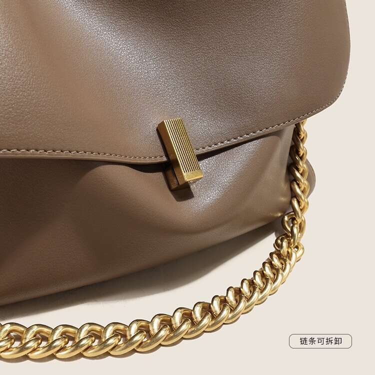 Luxury Shoulder Bags Totes Hobo Cowhide Crossbody New Niche High End Chain Large Capacity Commuter Bag For Women SENYY