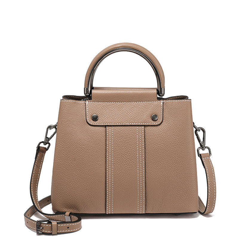 Luxury Shoulder Bags Totes Cross Border Genuine Leather Women S New Model Top Layer Cowhide Shoulder Crossbody Handbag Large Capacity Simple Fashion B