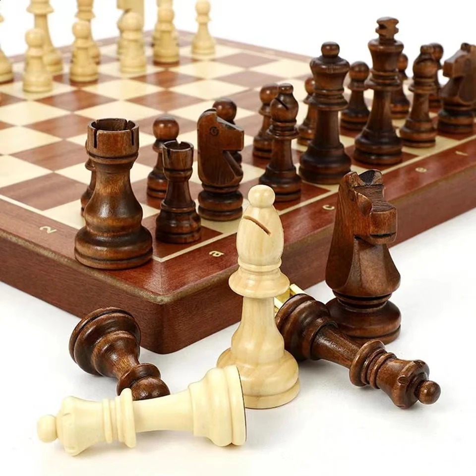 15 x Highend Folding Chess Set Top Grade Classic Handwork Solid Wood Pieces Walnut Chessboard Children Gift Board Game 260202
