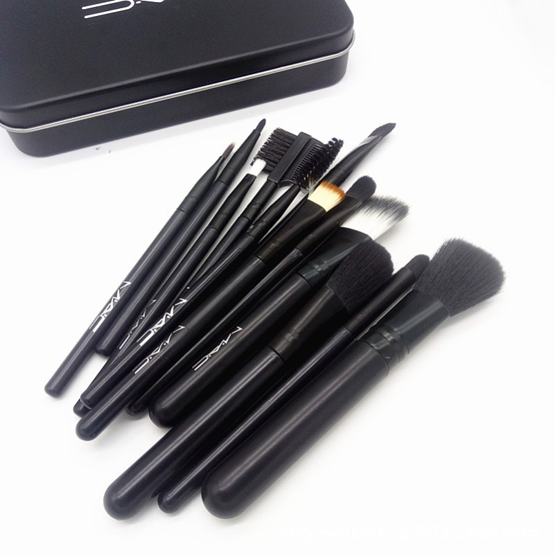 M MC Naked 3 kylie jenney Professional 12 PCS Brush Cosmetic Facial Tools Makeup Brushes Set Kit With Retail Box