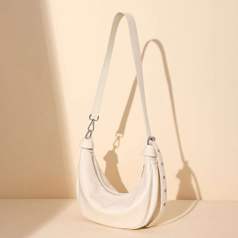 Luxury Shoulder Bags Totes Fashionable New Model Genuine Leather Women S Popular Versatile Dumpling With A High End Feel For Commuting Shoulder Bag Cr