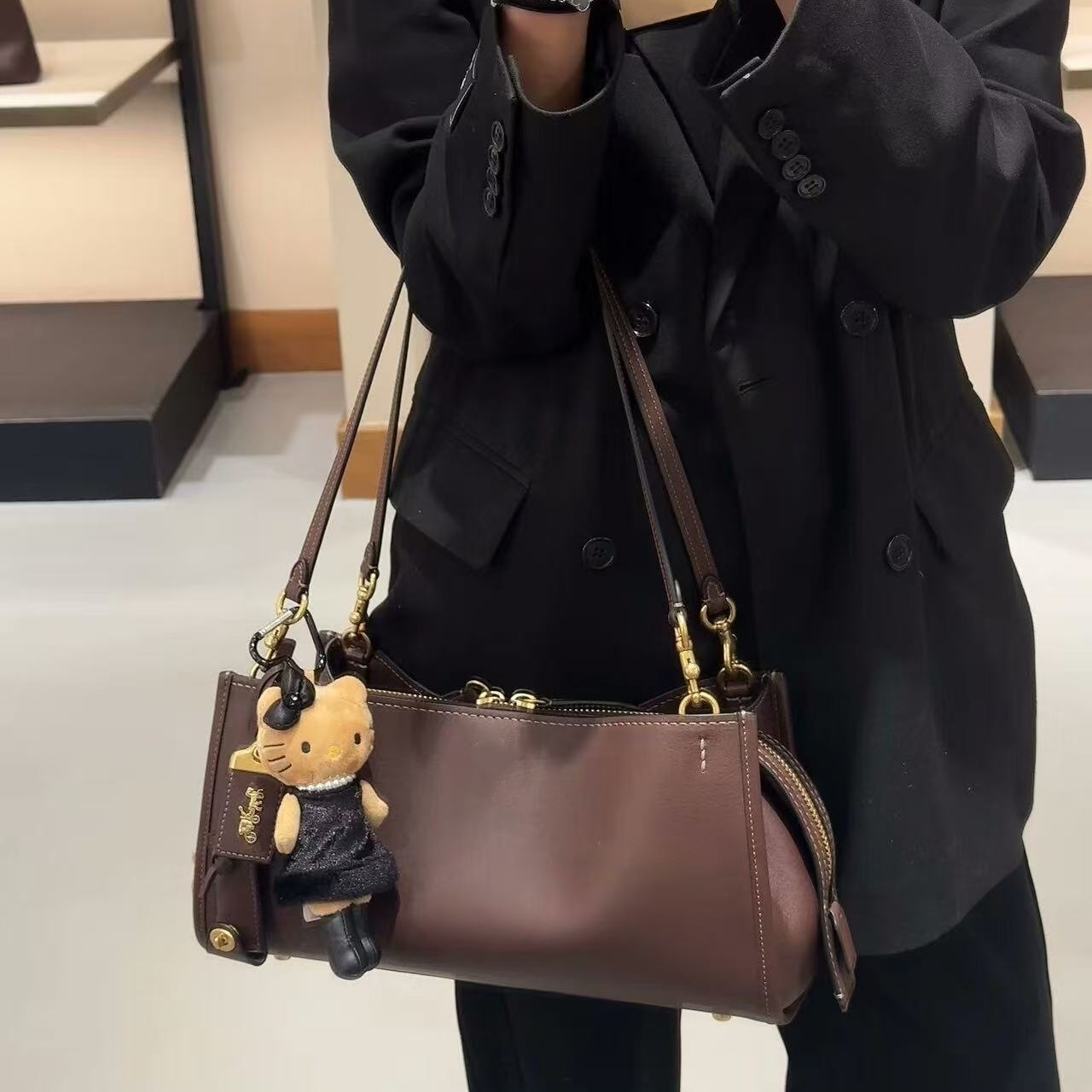 genuinel Leather Top Rogue 34 Shoulder Bag Strap Handbags Ziplock Travel Multi-compartment fashion Totes Men Women Crossbody Pouch Underarm Bags