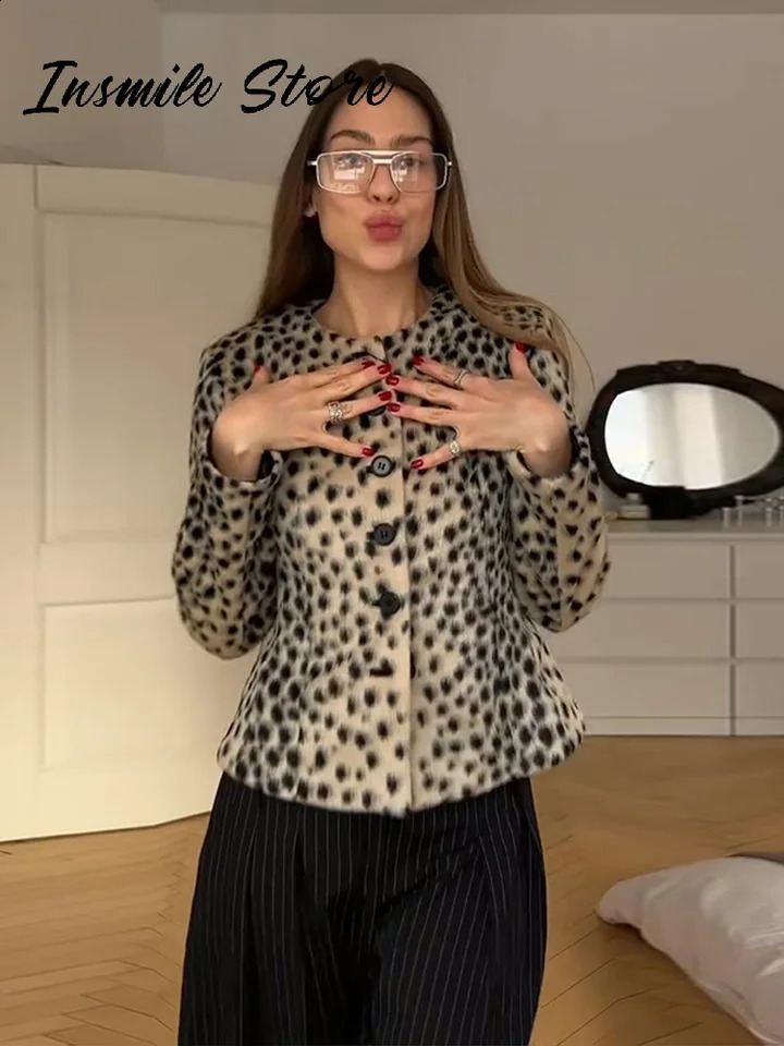 Fashion Leopard Print Cropped Jacket Women Slim Fit O-neck Full Sleeve Single Breasted Coat 2026 Spring Lady Vintage Outwear 260209 - view 3