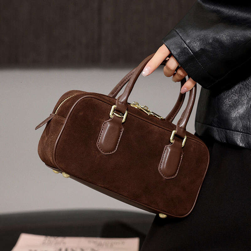 Luxury Shoulder Bags Totes Autumn New Versatile Simple Bowling Genuine Leather Suede Single Crossbody Women S Bag Retro Handbag SENYY