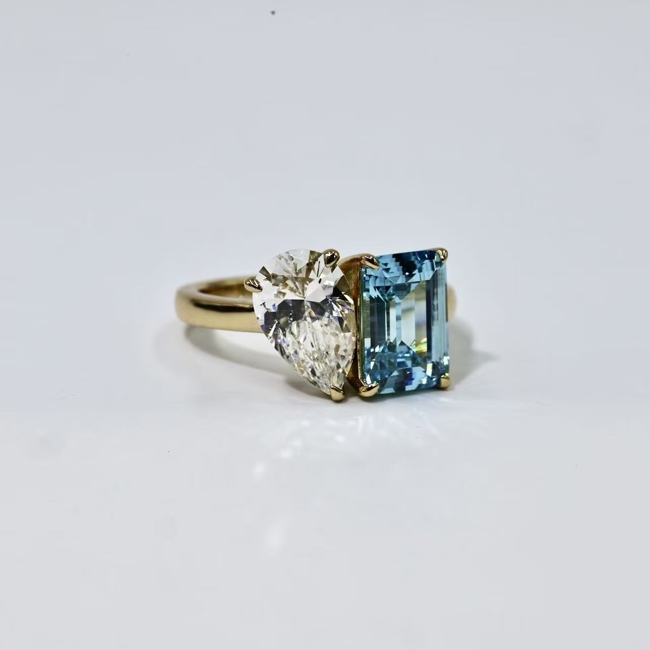 Goldjewelry Factory Wholesale Radiant Cut Good Fire Quality Yellow Moissanite Diamond Stone Rings Women Engagement for Womens