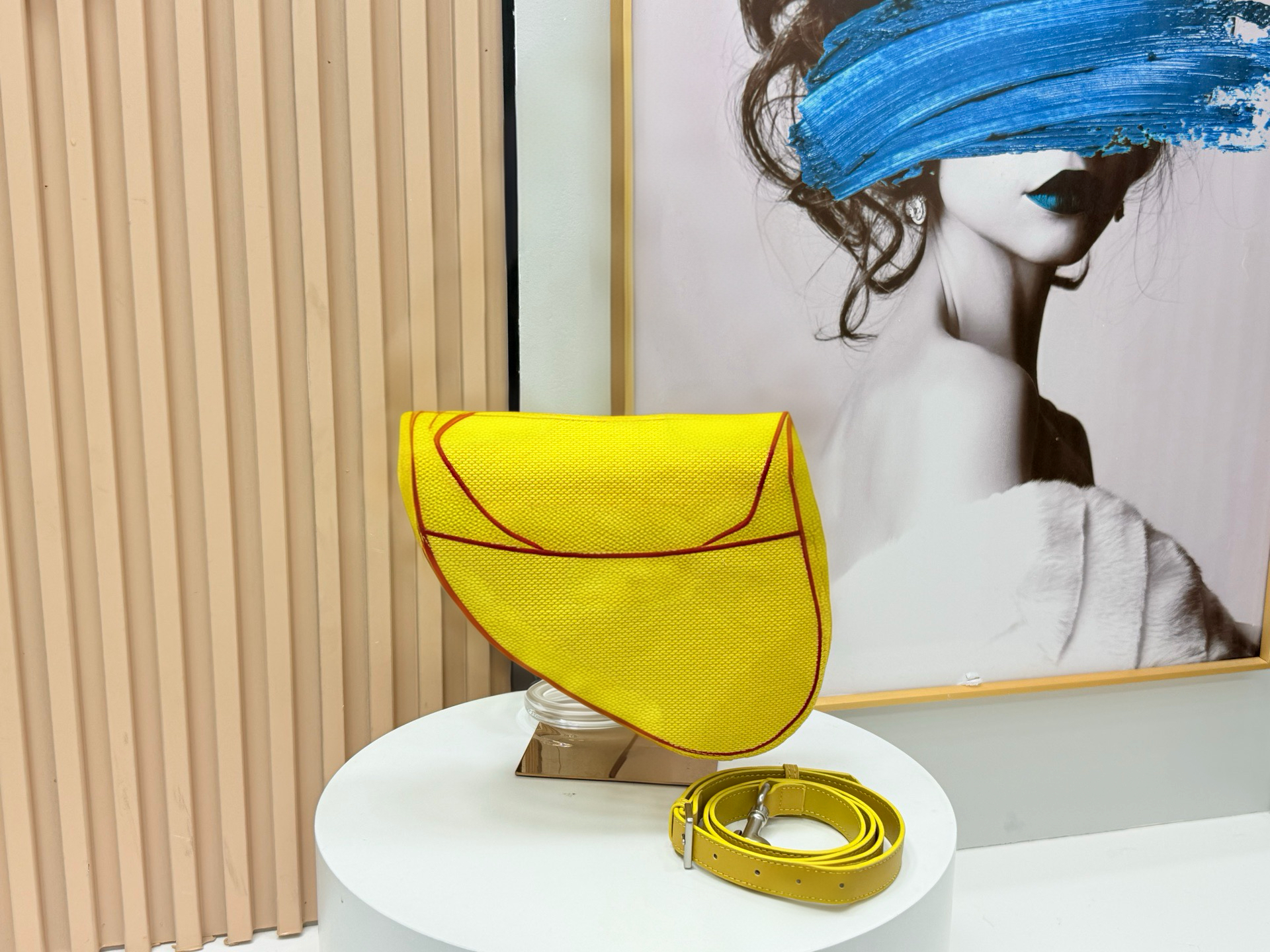 Master quality New bags, classic styles, personalized tailoring and design, modern feel, crossbody bags, and clutch bags.