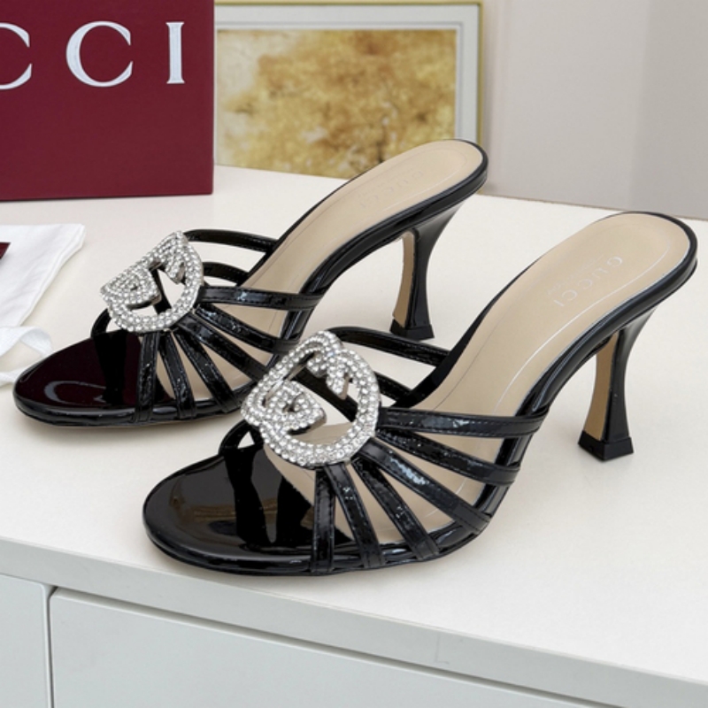 (go off picture not the description) 10A Premium Designer Slippers with Flat Bottom High Heel Sandals Women's Fashion Summer Beach Shoes 34479