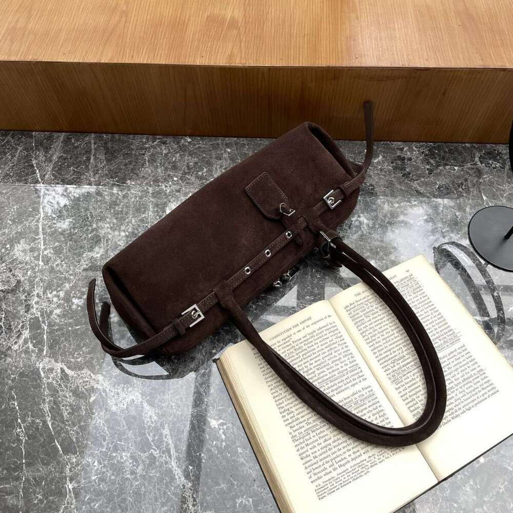 Luxury handbag leather armpit shoulder motorcycle style commuter bag French niche unique sausage bag retro versatile women's bag crossbody SENYY