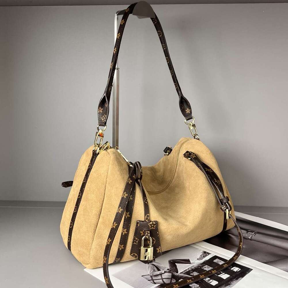 Luxury Shoulder Bags Totes New Cross Border Matte Suede Boston Tote Bag Niche Design Large Capacity Commuter Handbag Underarm SENYY