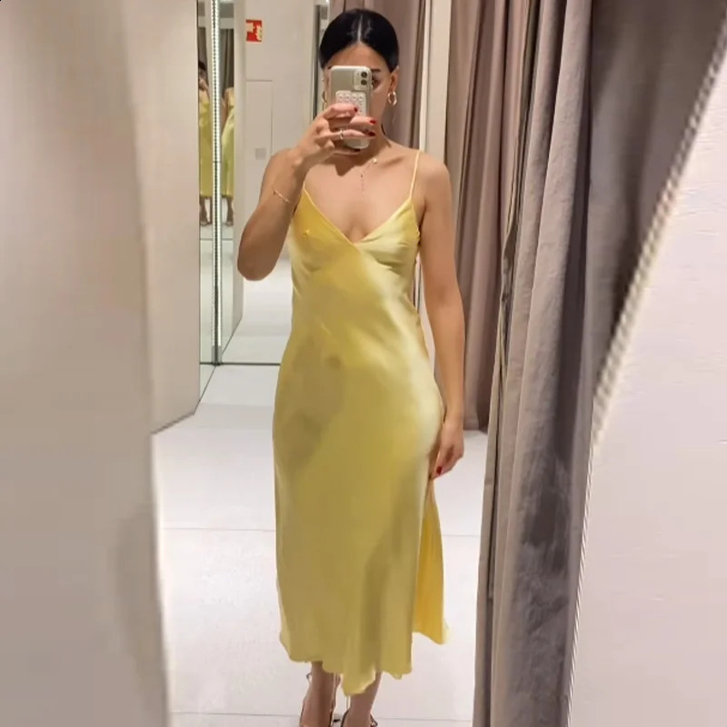 HXAO Womens Yellow Slip Dress Summer 2025 Woman Satin VNeck Party Dresses Elegant Evening Sleeveless Backless Long Vestidos 066 260202