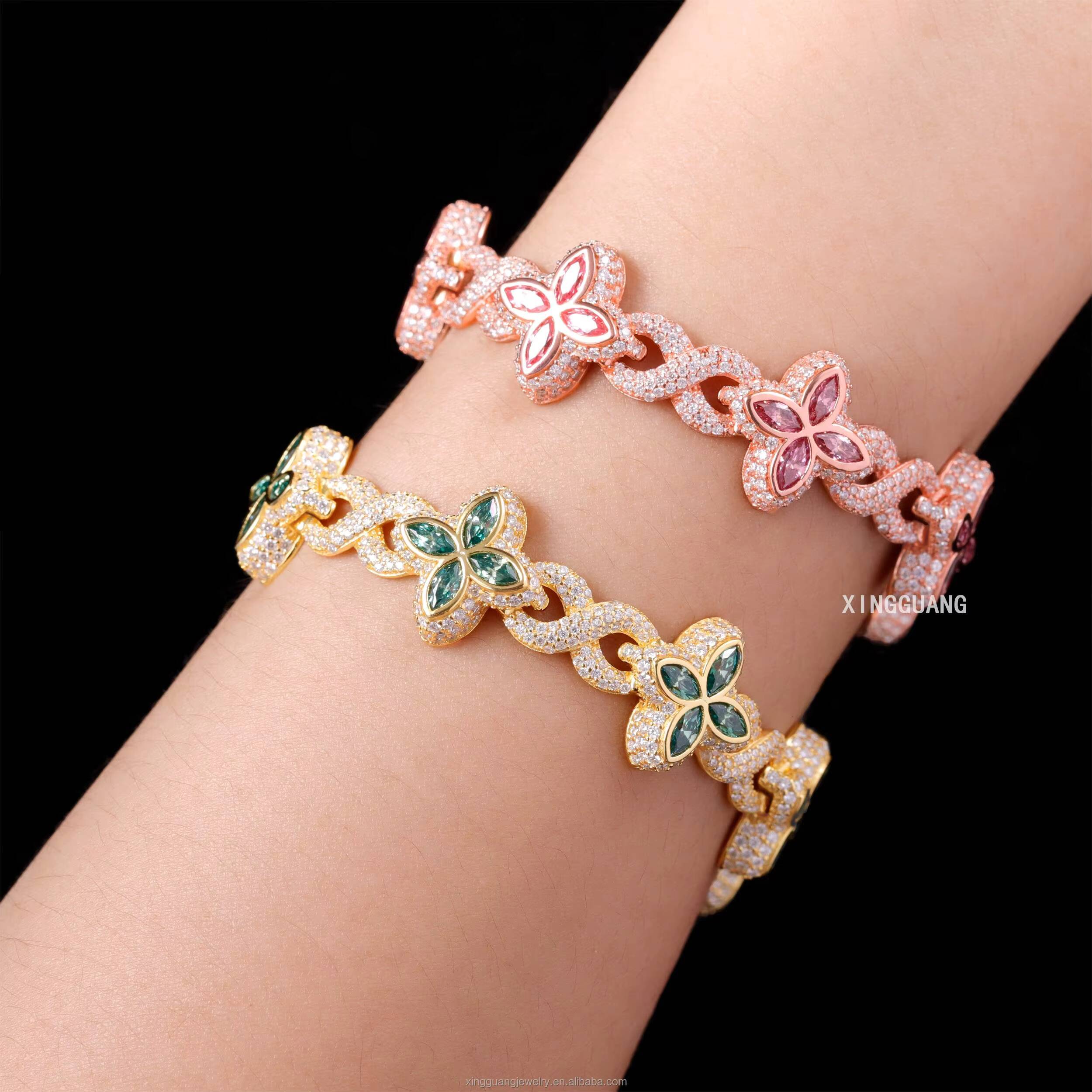 Very Beautiful New Style Cuban Bracelets S925 Silver Fancy Colors Pink Green Moissanite Diamond Gold Plated Four Clover Bracelet