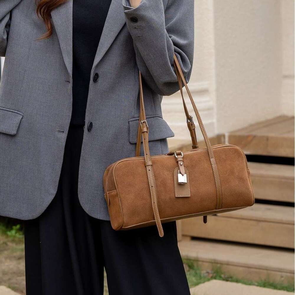 Luxury Shoulder Bags Totes New Fall Winter Matte Suede Pillow Large Capacity Handbag Crossbody Bag Versatile For Commuting SENYY