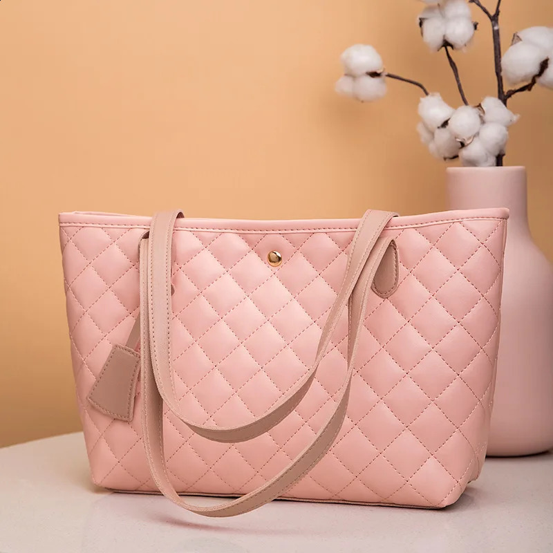 Chic Embroidered Tote Bag for Women Spacious Stylish Shoulder Handbag with Fixed Strap Polyester Lined Faux Leather 260209