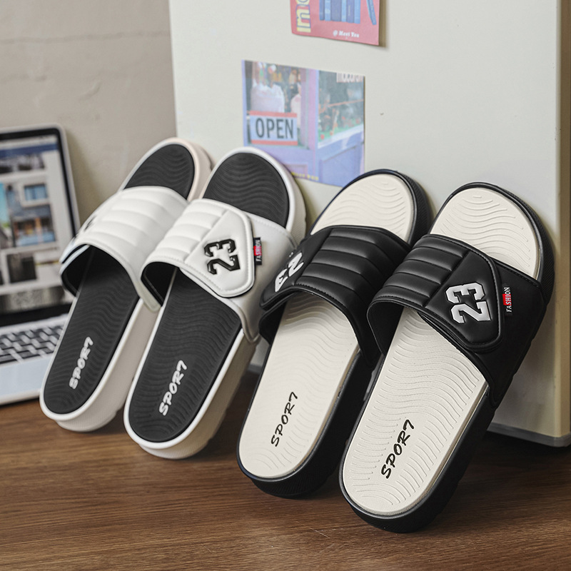 Free shipping Designer Sandals Fashion Thick-soled Metal Buckle Designer Slippers men's Home Soft-soled EVA Summer Non-slip Beach Flip-flops