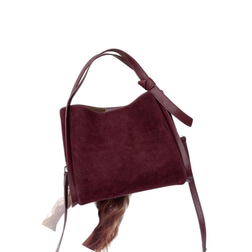 Luxury Shoulder Bags Totes Hobo new leather large capacity tote bag, women's commuting shoulder bag, vegetable basket, women's bag, water bu