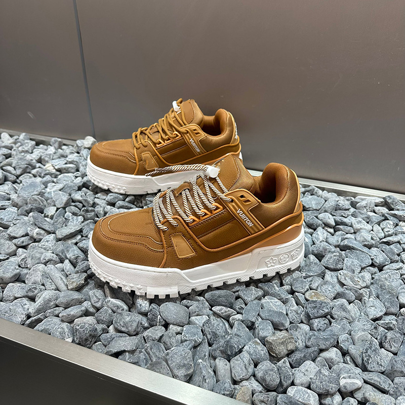 2026 Spring Casual Designer Sneakers Couple Style Anti slip Trendy Versatile Men's and Women's Sports Shoes