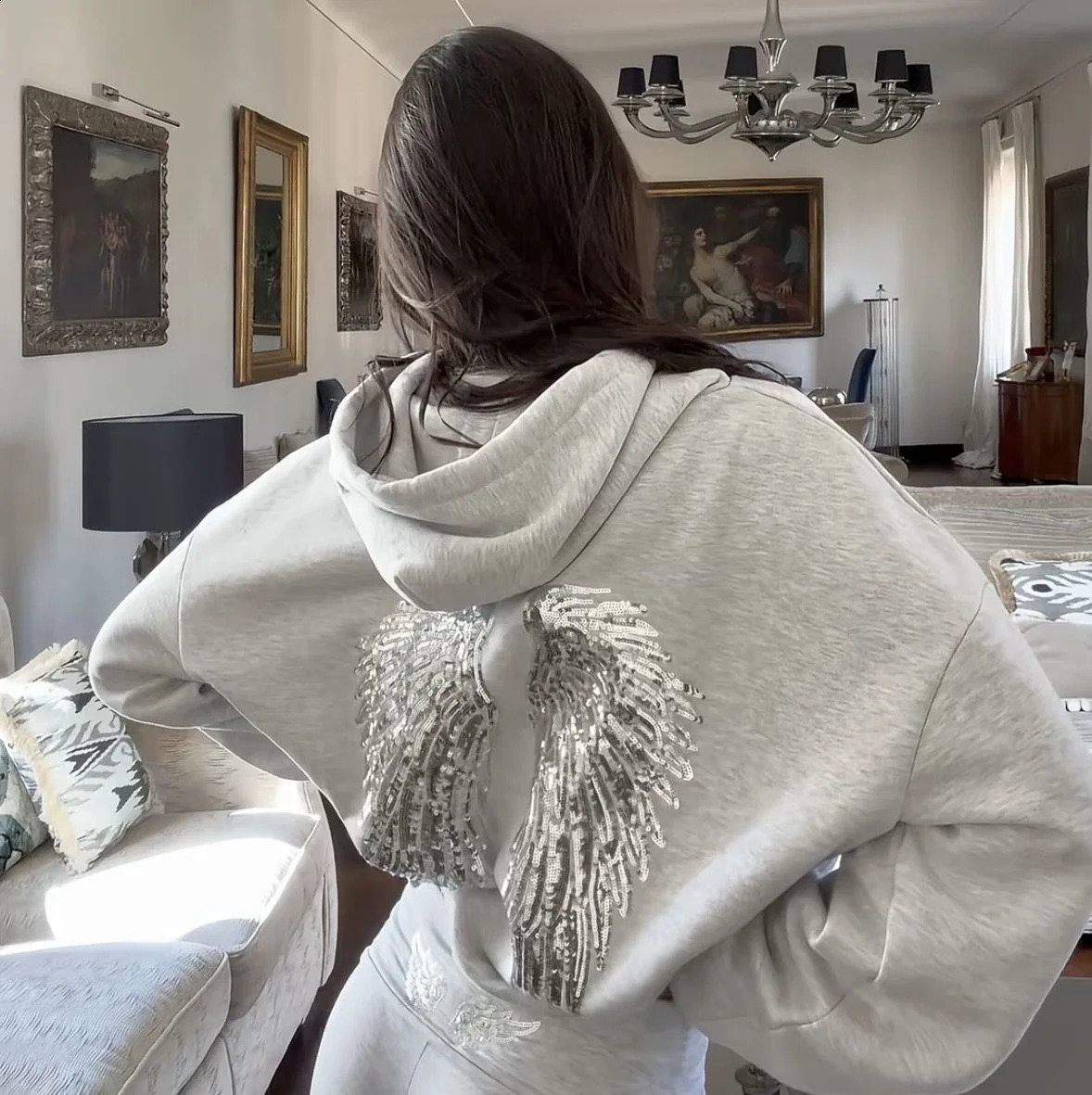All Top Quality Aesthetic Silvery Wing Pattern Casual Oversizeds Style Hooded Pullovers Simple White Sweatshirts 260126