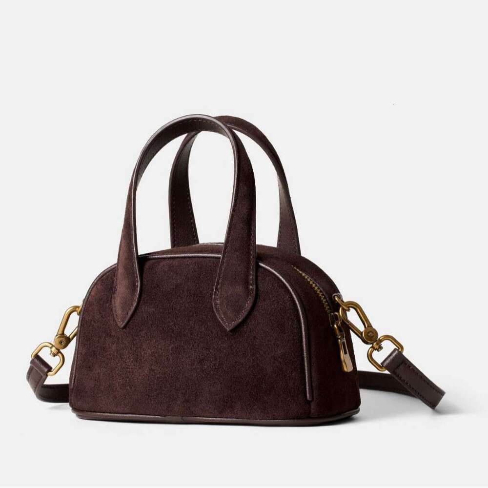 Luxury Shoulder Bags Totes Hobo New High End Handbag Trendy Fashionable Shoulder Cross Border Simple And Versatile Niche Crossbody Bag SENYY